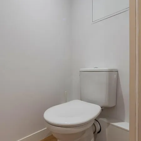 Tatil Evi Maison 2 Atypique, Avec Cour La Madeleine (Nord)