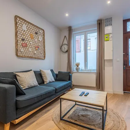 Holiday home Maison 2 Atypique, Avec Cour