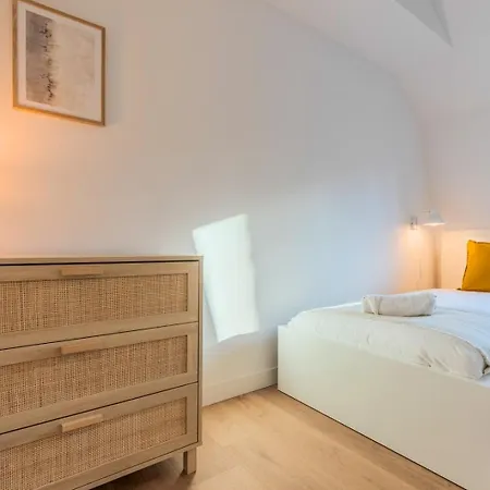 Maison 2 Atypique, Avec Cour Holiday home La Madeleine (Nord)