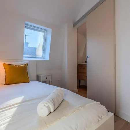 Maison 2 Atypique, Avec Cour Holiday home