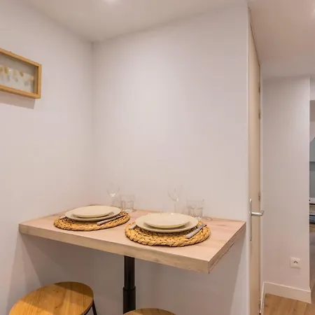 Maison 2 Atypique, Avec Cour *